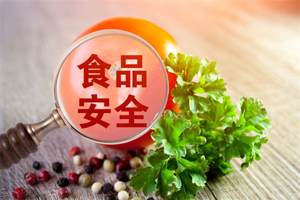 老板直播吃自家黃燜雞：想證明清白，品牌營銷怎么看？