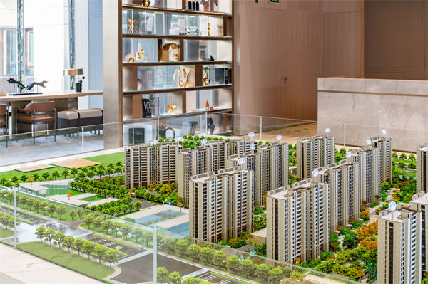買房爛尾法院判退房退款不還房貸，關(guān)聯(lián)企業(yè)戰(zhàn)略啟示